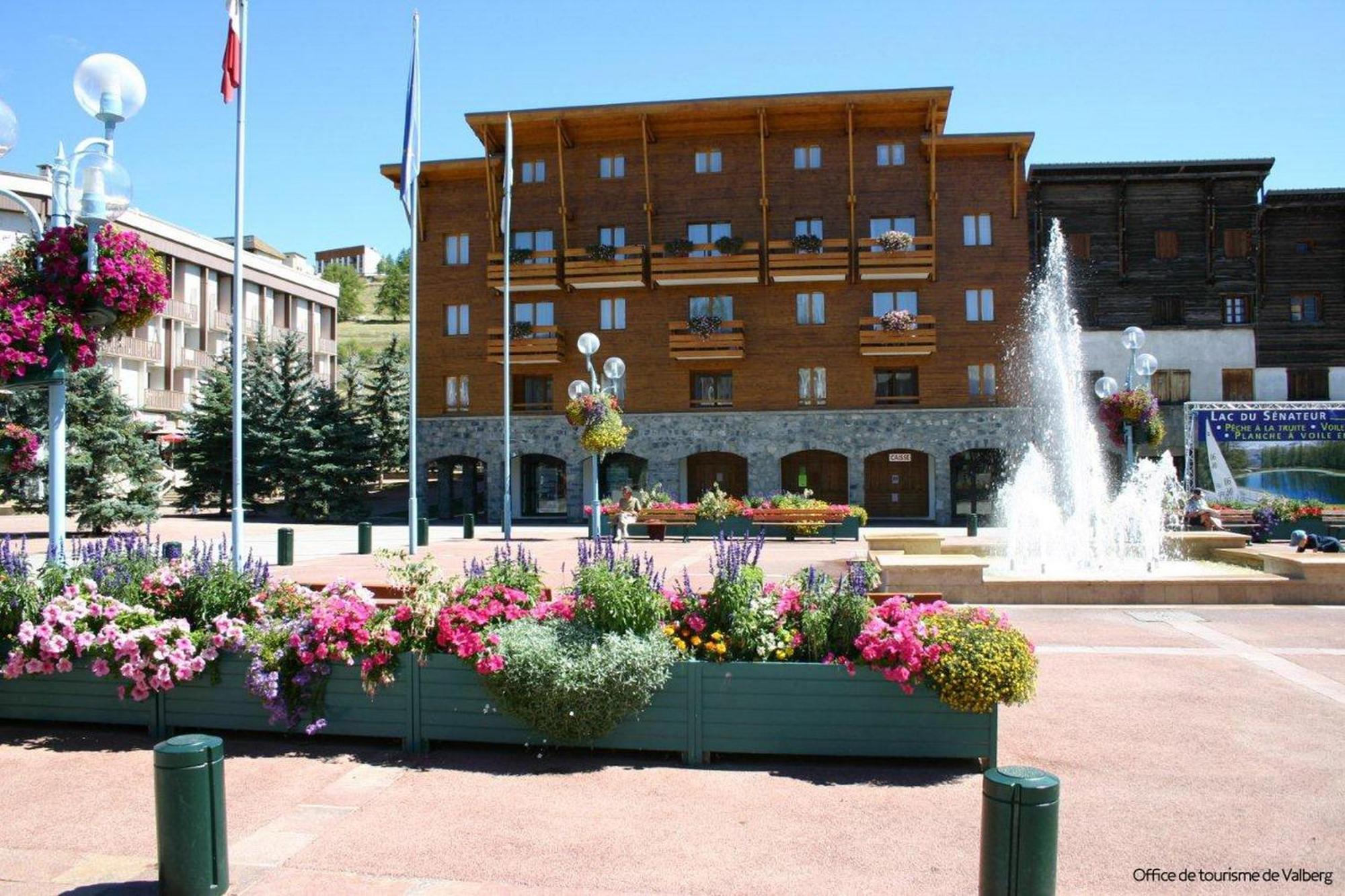 Adonis Valberg Exterior foto